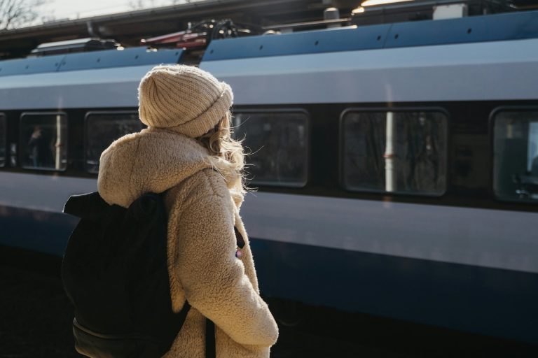 10 Essential Items Every Solo Female Traveler Should Pack